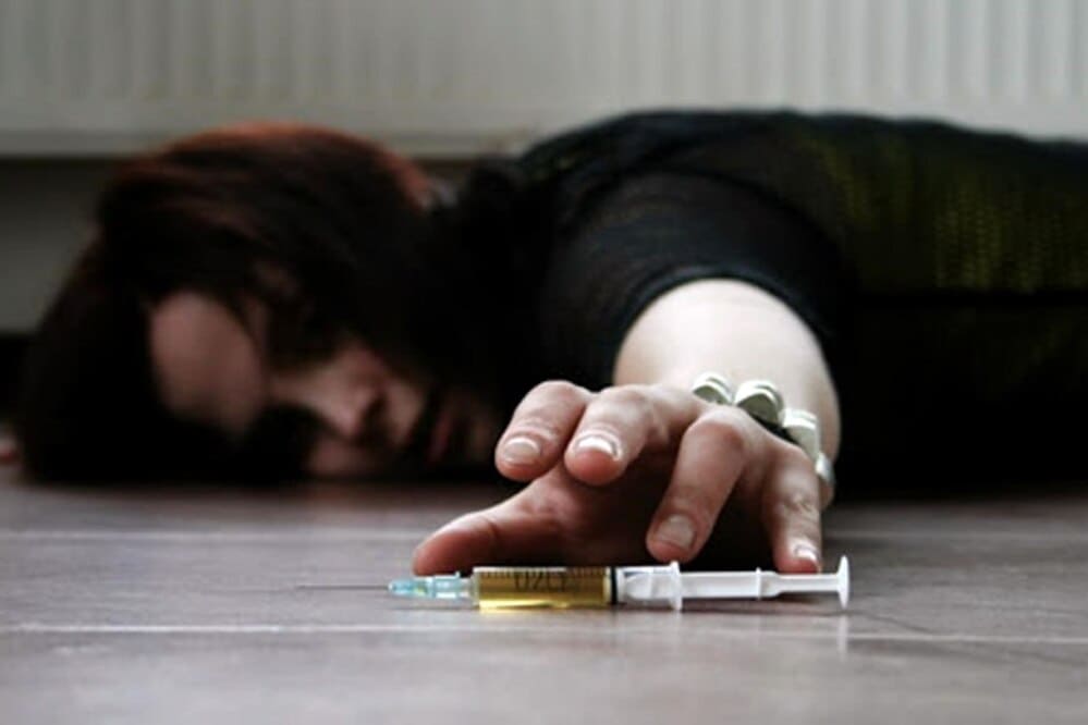 Подростковая наркомания